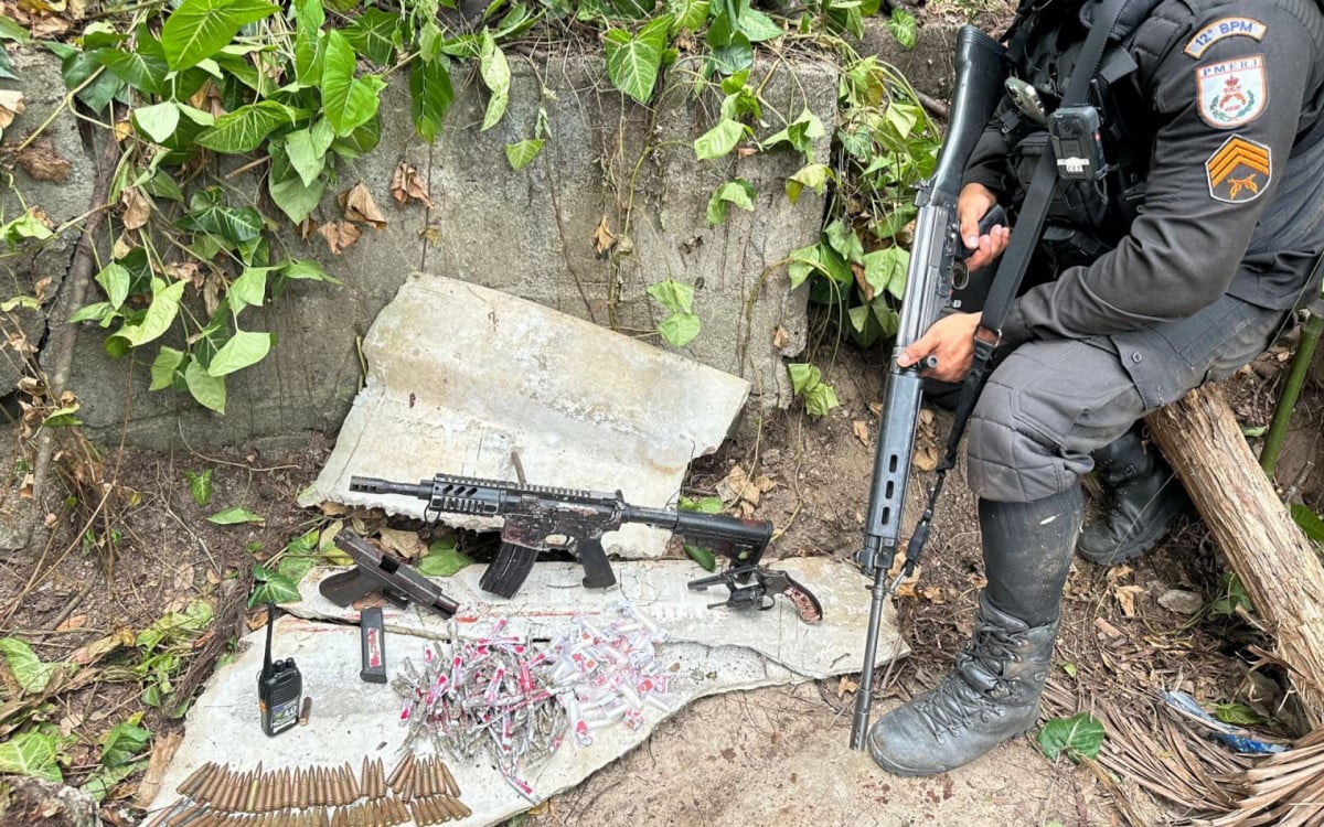 Dois suspeitos morrem e outros dois ficam feridos em um confronto com PMs em Niterói