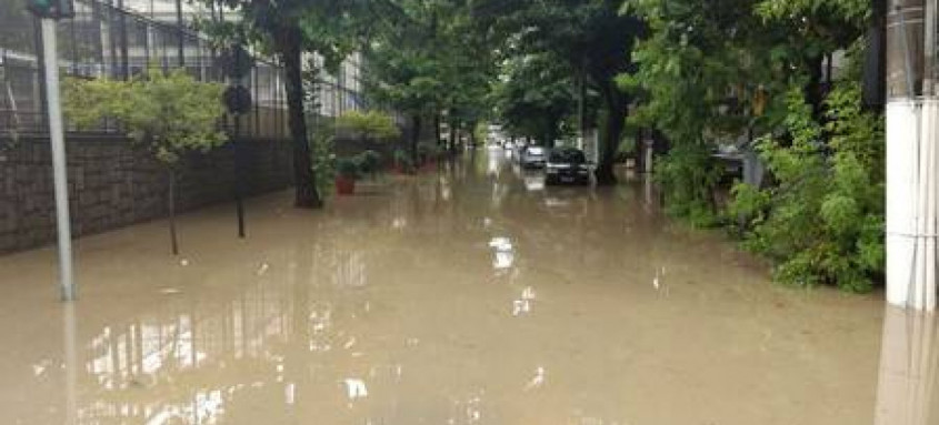 Niterói registra recorde histórico de volume de chuva