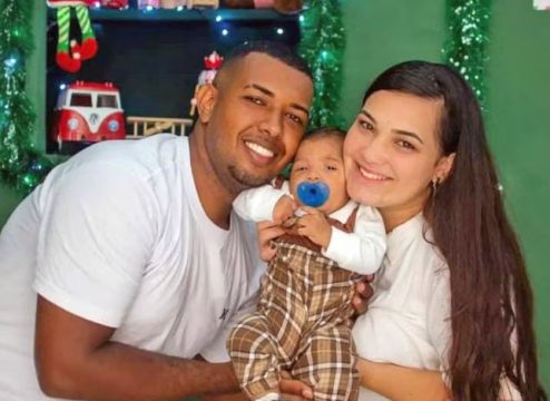 Pai, mãe e bebê de 7 meses morrem baleados em Niterói