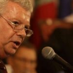 Balão cai na pista da Ponte Rio-Niterói