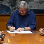 Acidente na Ponte Rio-Niterói deixa dois feridos