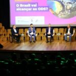 Bolsonaro participa de ato em apoio a Carlos Jordy em Niterói (RJ)