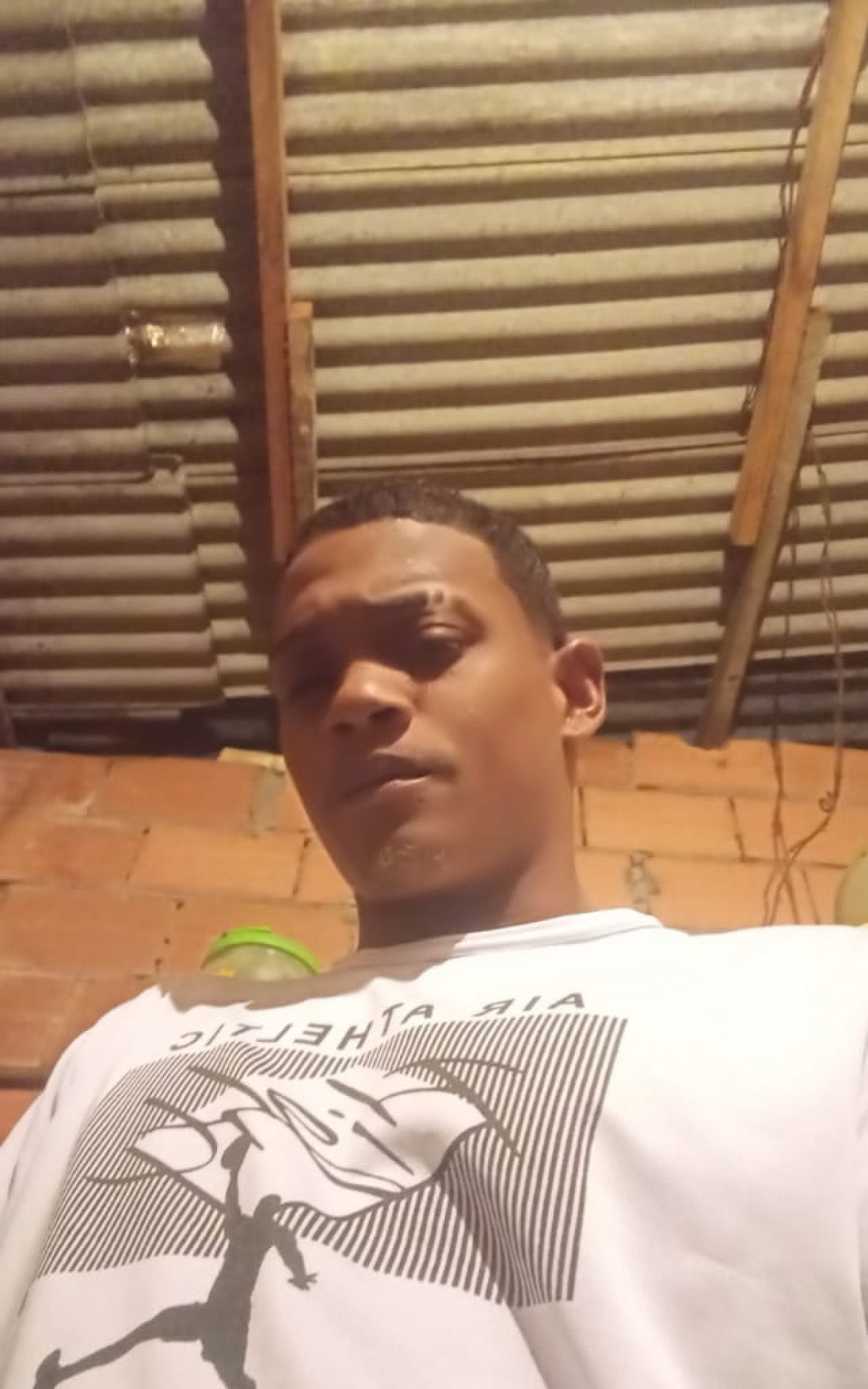 Jovem morre baleado durante ação da PM em Niterói: ‘Já chegaram atirando’