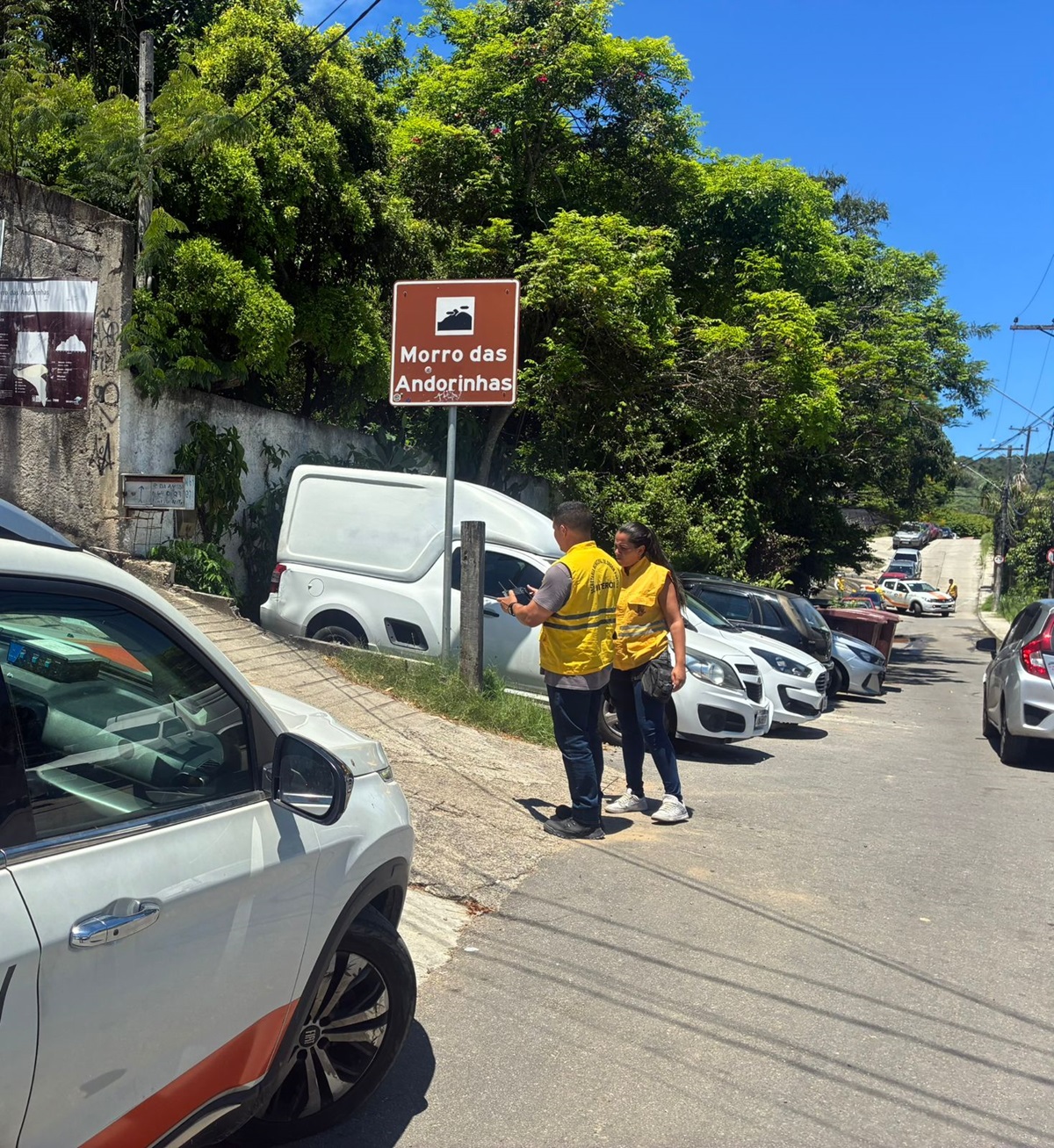 Monitoramento aéreo da Prefeitura de Niterói ajuda a encontrar mulher perdida em trilha em Itaipu