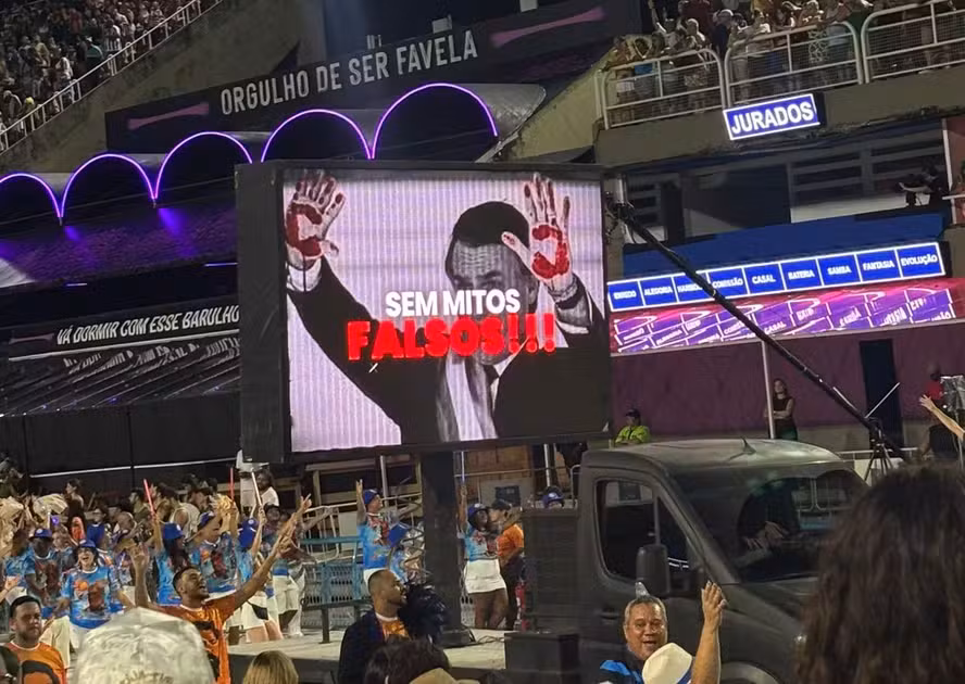 Memes sobre Bolsonaro não serão usados pela Acadêmicos de Niterói em ensaio técnico; escola homenageia Lula