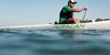 Circuito Super Paddle 2026 promete agitar a Praia de São Francisco com as disputas de canoa havaiana 