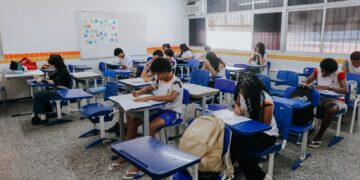 Prefeitura de Niterói convoca 132 profissionais para reforçar a Rede Municipal de Ensino