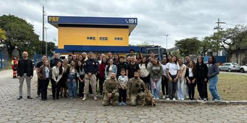 Prefeitura de Niterói e Polícia Rodoviária Federal se unem pelo futuro dos jovens em mais uma edição do projeto Pega a Visão